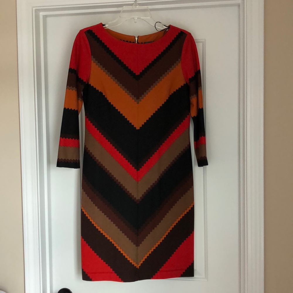 Zigzag print shift style 3/4 sleeve dress